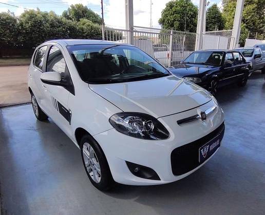 FIAT PALIO 1.6 MPI ESSENCE 16V FLEX 4P MANUAL